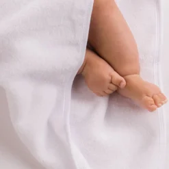 Towels & Facecloths*The Sleep Store Baby Basics Baby Hooded Towel White