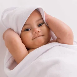 Towels & Facecloths*The Sleep Store Baby Basics Toddler Hooded Towel White