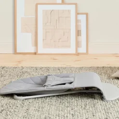 Bouncers & Baby Swings*Baby Bjorn Bouncer Bliss - Woven Petal Quilt