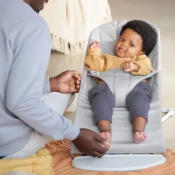 Bouncers & Baby Swings*Baby Bjorn Bouncer Bliss - Woven Petal Quilt