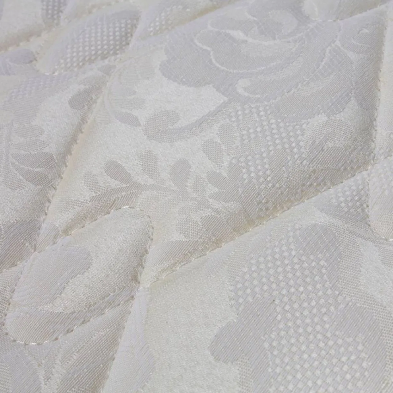 Mattresses*Baby First Deluxe Innersprung Cot Mattress