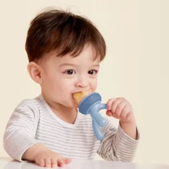 Starting Solids*B.box Silicone Fresh Food Feeder