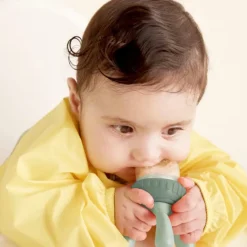 Starting Solids*B.box Silicone Fresh Food Feeder