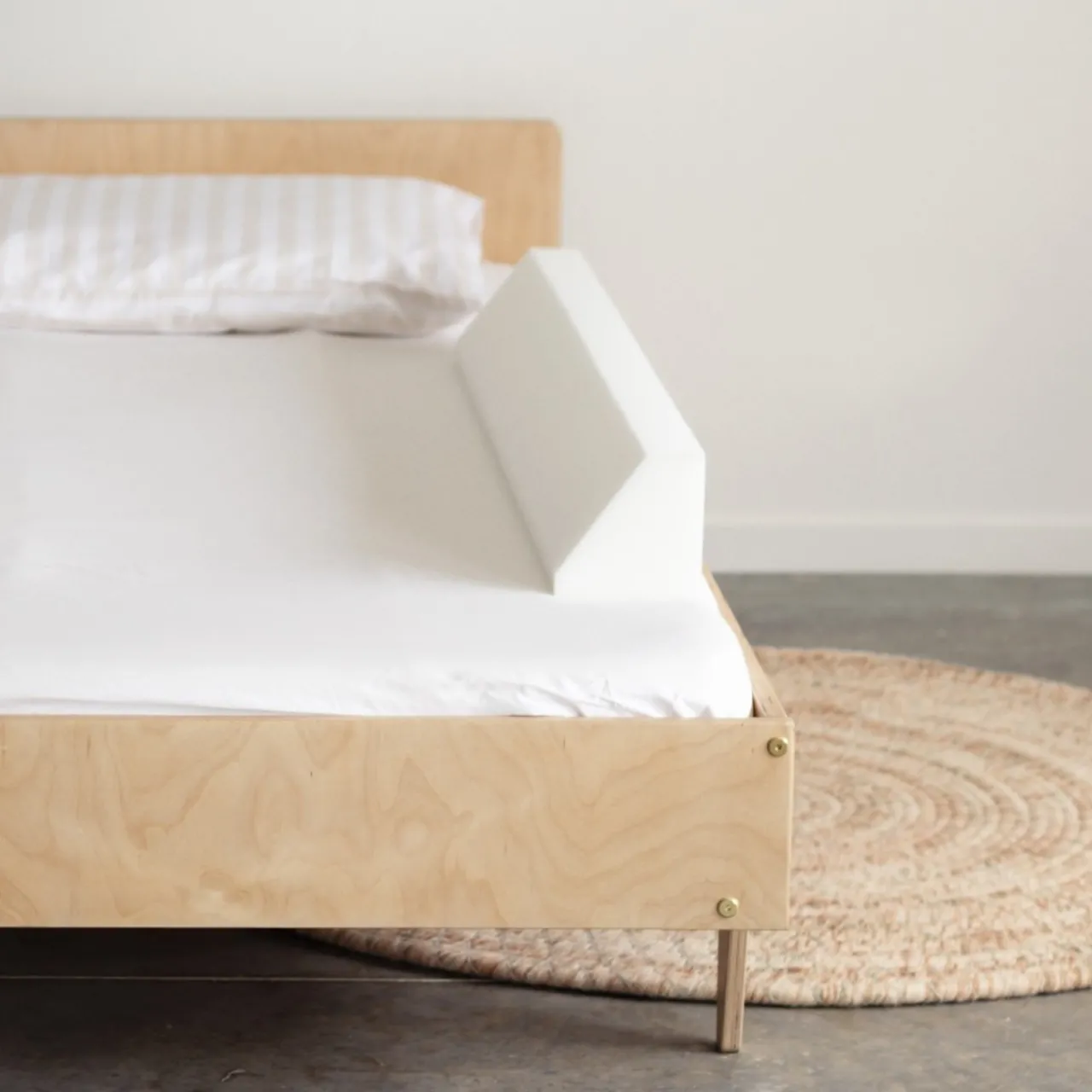 Safe Sleep*The Sleep Store Big Bed Bumper