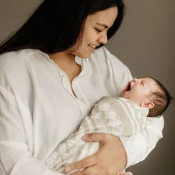 Stretch Swaddles/Wraps*BO & KO Baby Pacific Island Pepe Wrap