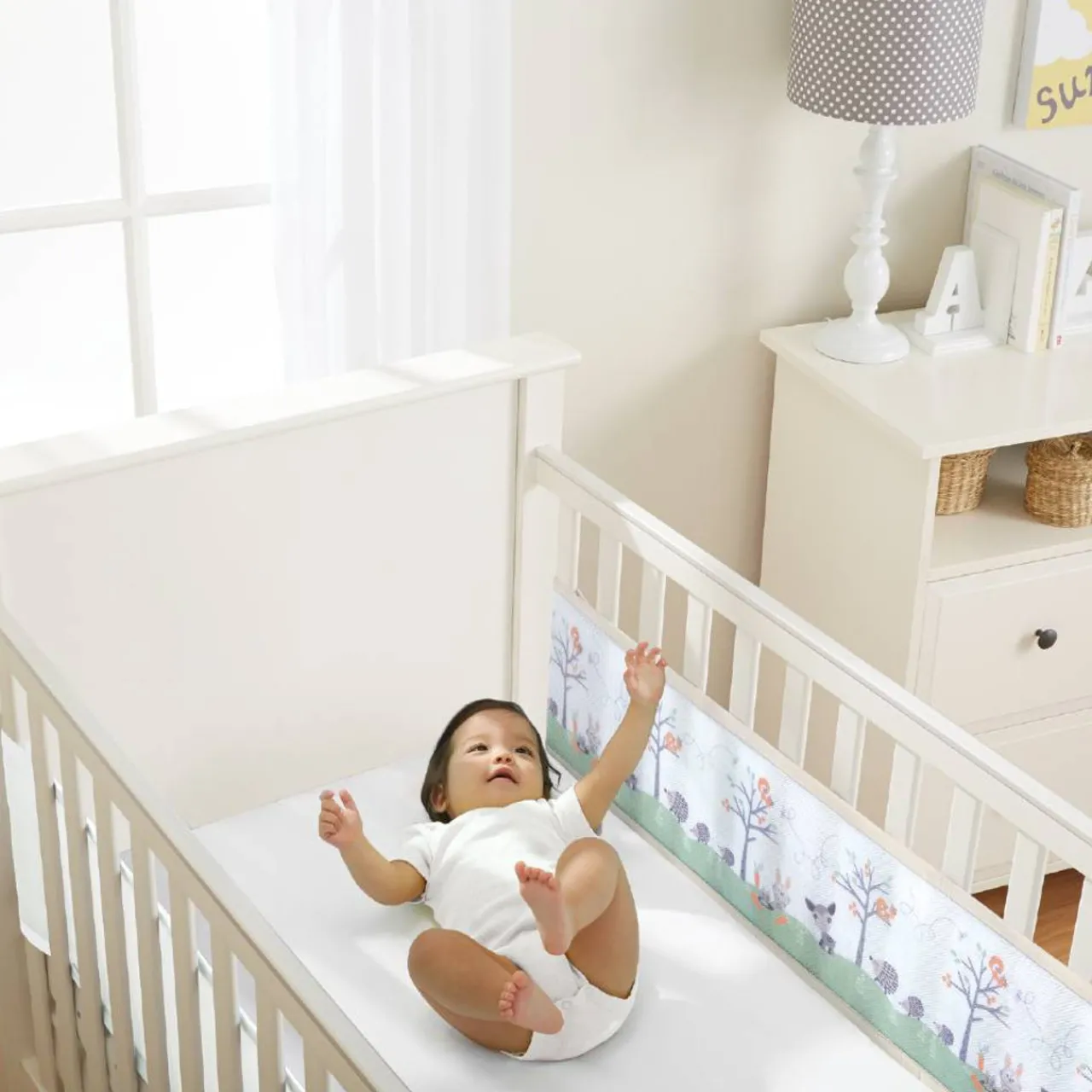Safe Sleep*BreathableBaby Breathable Baby - Breathable Print Mesh Cot Liner - 2 Sides / Solid-end cots