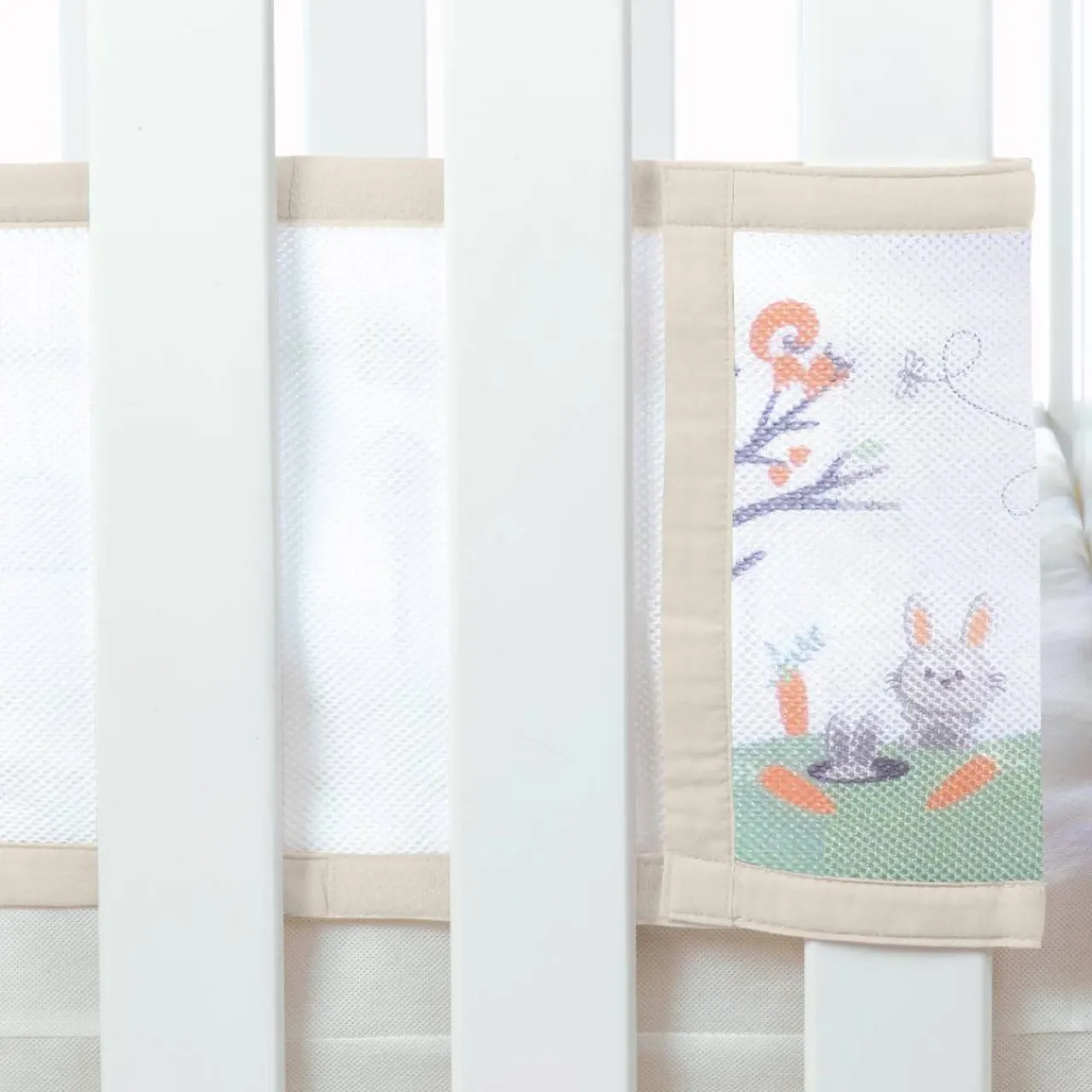 Safe Sleep*BreathableBaby Breathable Baby - Breathable Print Mesh Cot Liner - 2 Sides / Solid-end cots