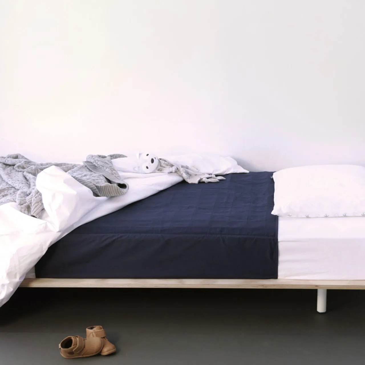 Toilet Training & Bedwetting|Mattress Protectors & Underlays*Brolly Sheets Brolly Sheet - Solid