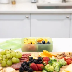 Lunchboxes, Snackboxes & Snack Bags|Lunch Boxes, Snack Boxes & Insulated Bags*Bumkins Bento Box 3 Section - Jelly Silicone - Clearance