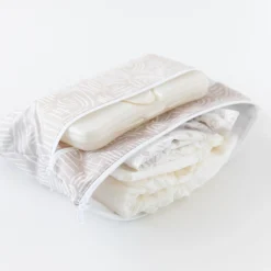 Family Outdoor Essentials|Nappies, Wipes & Wet Bags*Bumkins Wet/Dry Clutch