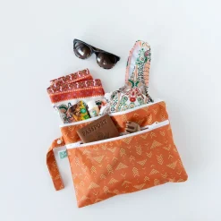 Family Outdoor Essentials|Nappies, Wipes & Wet Bags*Bumkins Wet/Dry Clutch