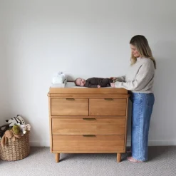 Change Tables, Mats & Baskets*Cariboo George Dresser Natural Oak/Brass Pulls