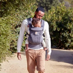 Buckle Carriers*Ergobaby Omni Breeze (includes safety & fit check)