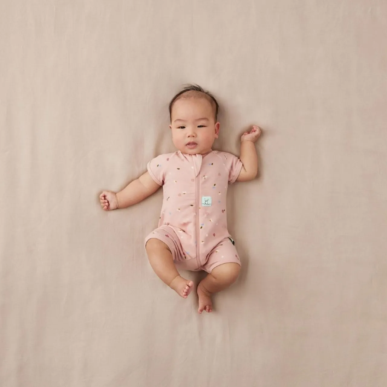 Sleepwear & Pjs*Ergopouch 0.2 Tog Organic Cotton Short Sleeve Layers Daisies