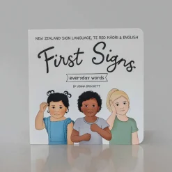 Books & Resources*Books First Signs Book - Everyday Words