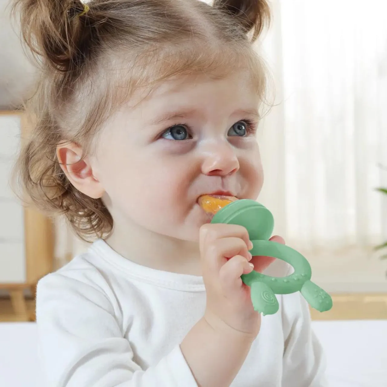 Starting Solids*Haakaa Fresh Food Feeder with Mini Nibble Tray Combo
