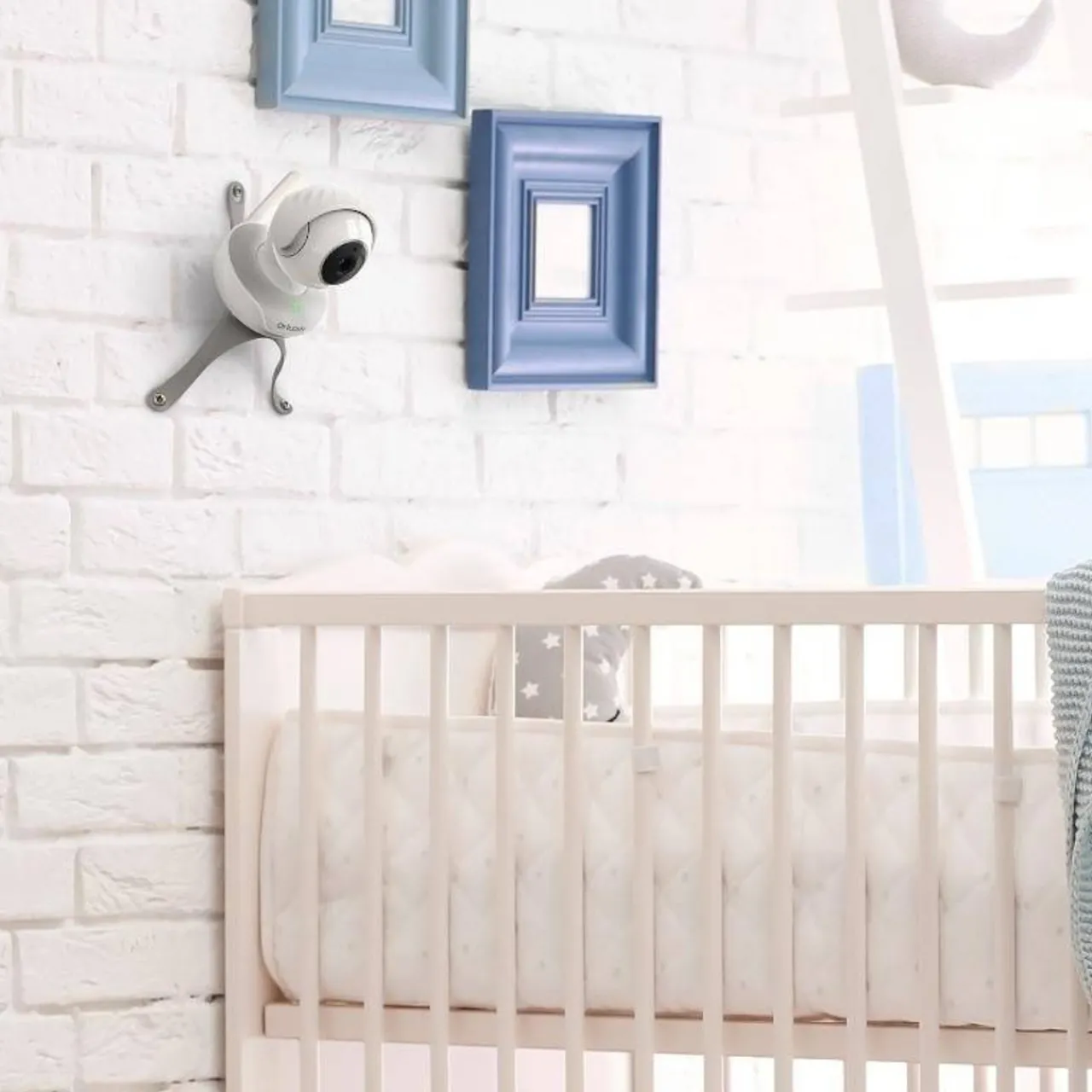 Safe Sleep*Oricom HD Smart Camera with Remote Access and Motorised Pan-Tilt