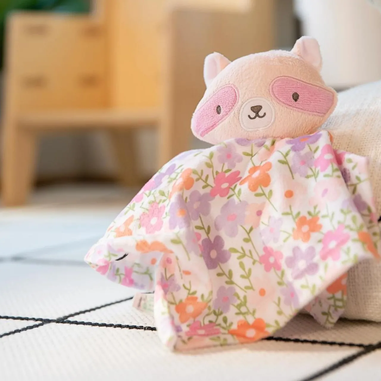 Comforters & Soft Toys*Ingenuity ity by Cozy Lovey Comforter