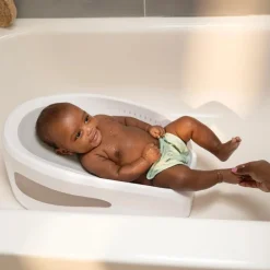 Baths & Accessories*Ingenuity ity by Easy Rinse Bather Seat White/Grey