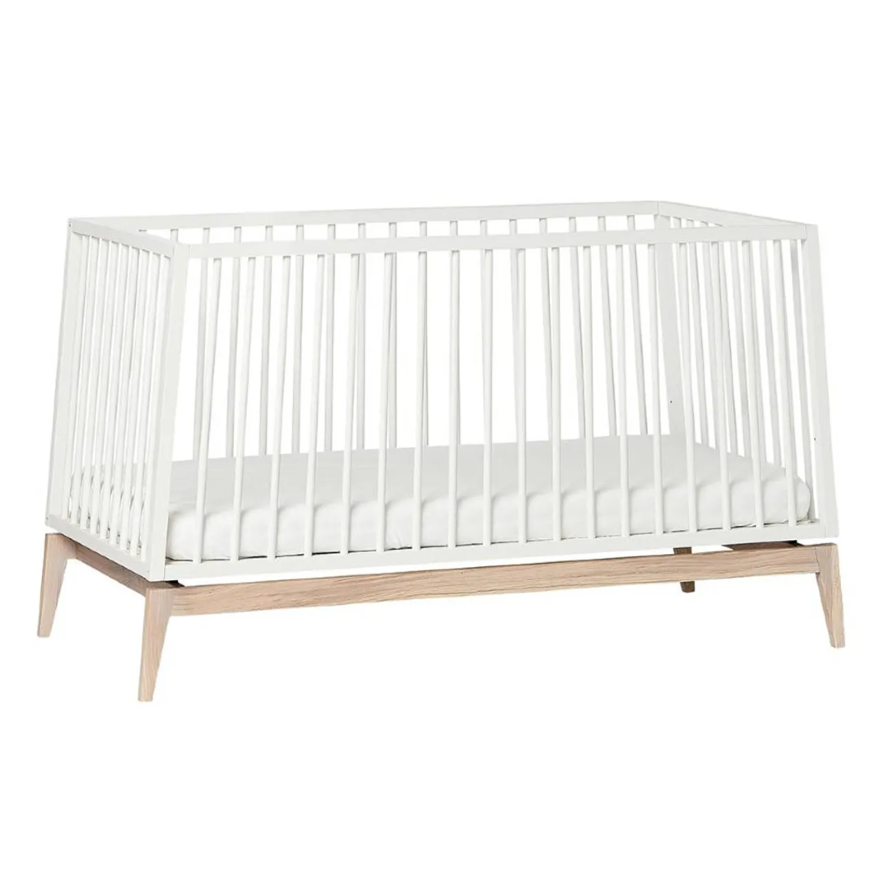 Cots*Leander Luna Cot 140 x 70cm White & Oak