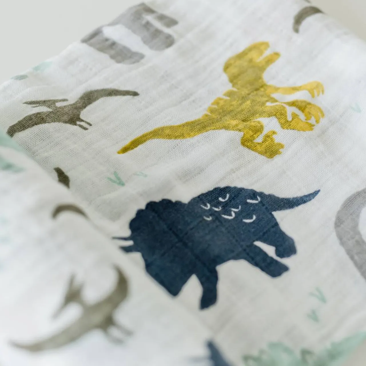 Muslin Swaddles*Little Unicorn - Cotton Muslin Swaddle Wrap