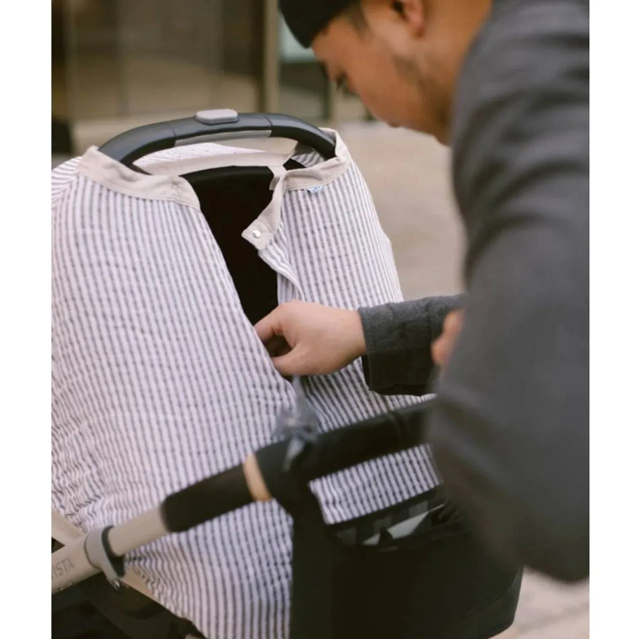 Blackout & Travel Shade*Little Unicorn - Muslin Baby Capsule Cover