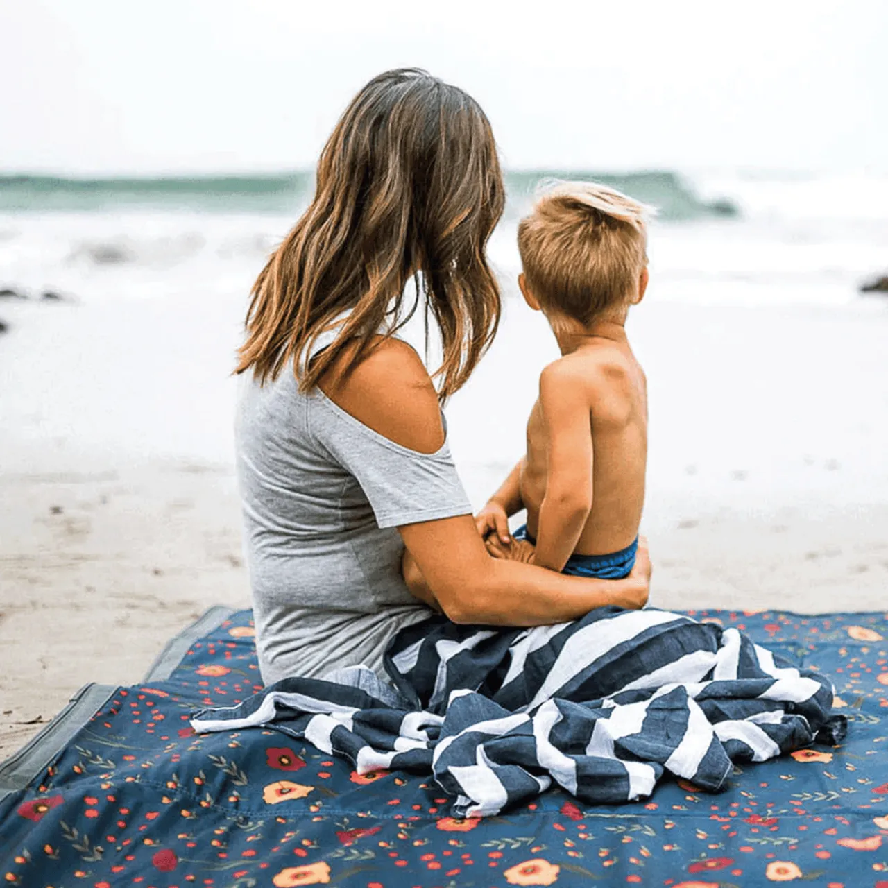 Gifts For Mum|Family Outdoor Essentials*Little Unicorn - Outdoor Picnic Blanket - 5 x 7 (ft)