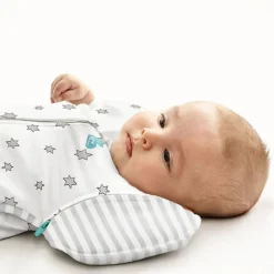Fitted Swaddles*Love to Dream Swaddle Up Transition 50:50 - Bamboo Viscose Lite 0.2 tog Super Star