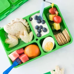 Lunchbox Accessories*Lunch Punch Sandwich Cutters
