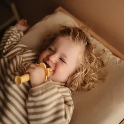 Teeth & Teethers*Mushie Silicone Flower Training Toothbrush