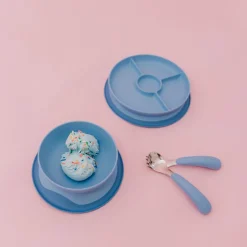 Bowls, Plates & Cutlery*OXO Tot Stick & Stay Suction Divided Plate