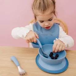 Bowls, Plates & Cutlery*OXO Tot Stick & Stay Suction Bowl