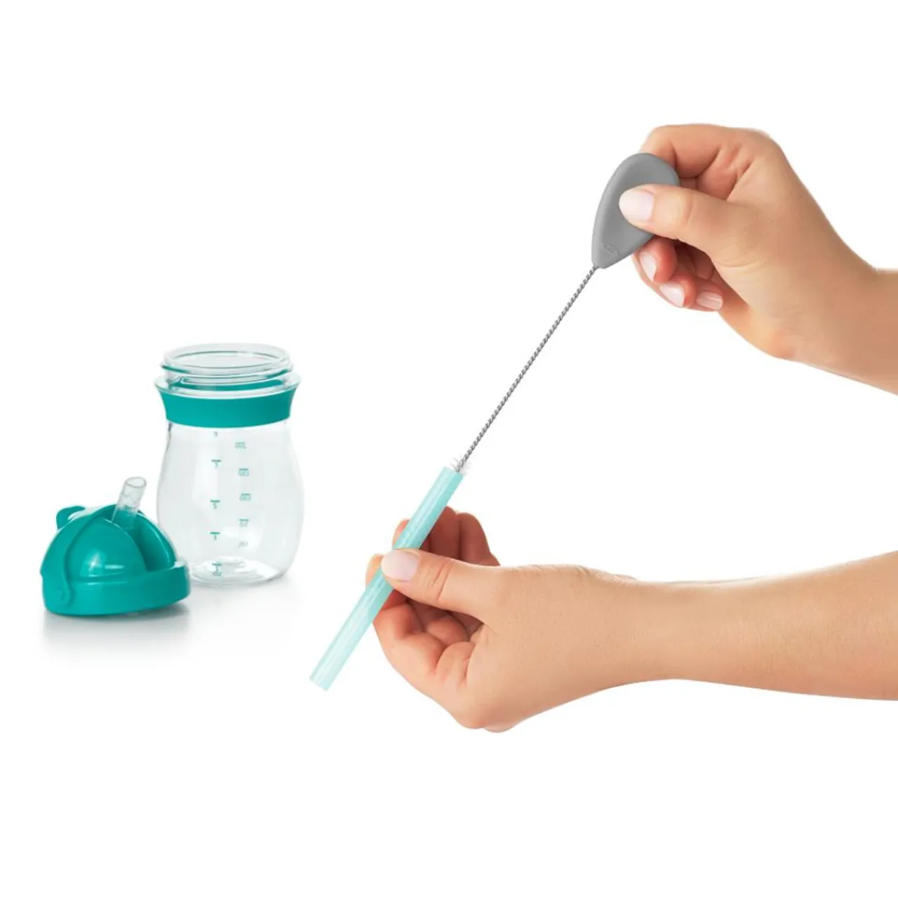 Cleaning & Sterilising*OXO Tot Water Bottle & Straw Cup Cleaning Set Grey
