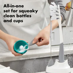 Cleaning & Sterilising*OXO Tot Water Bottle & Straw Cup Cleaning Set Grey