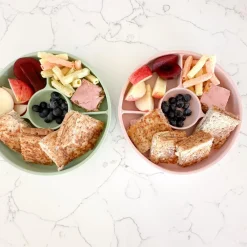 Bowls, Plates & Cutlery*Petite Eats Divider Plate with Lid