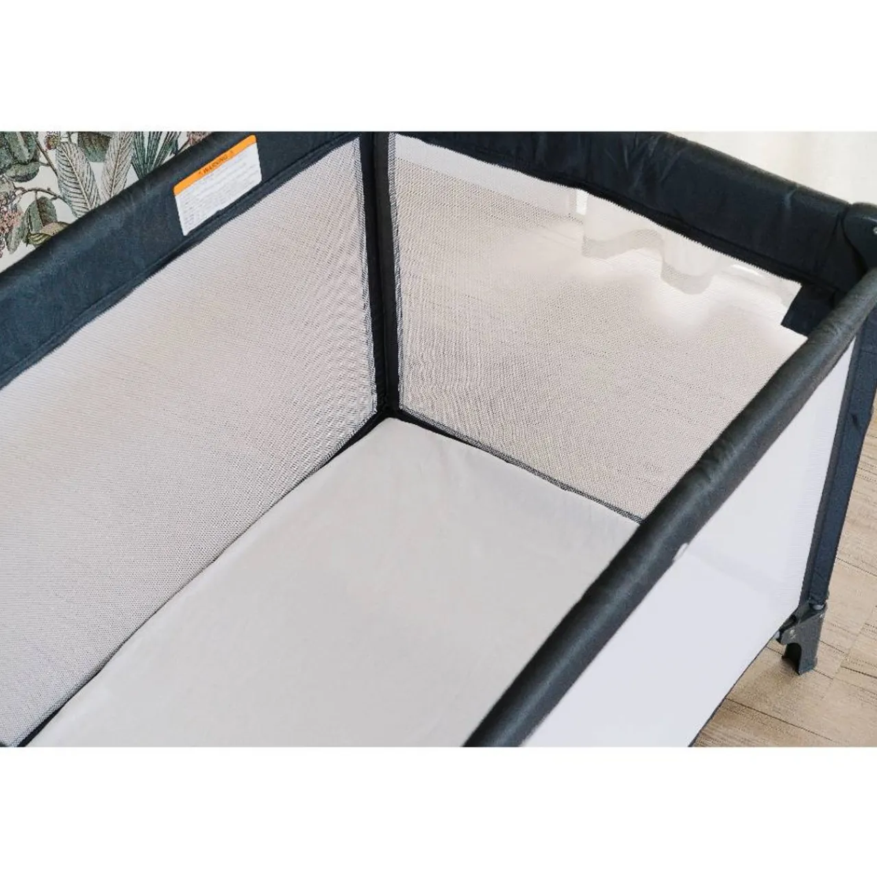Travel Cots & Beds*The Sleep Store Quest Solo Portacot - Grey