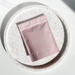 Gifts For Mum|Self-Care*The Skin Kitchen - Vanilla Rose Bath Soak - Clearance