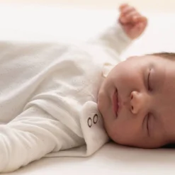 Summer Sleeping Bags*The Sleep Store 0.1 tog Pointelle Side Zip Summer Sleeping Bag