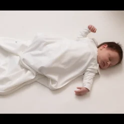 Summer Sleeping Bags*The Sleep Store 0.1 tog Pointelle Side Zip Summer Sleeping Bag