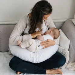 Feeding Pillows|Feeding Pillows*The Sleep Store Feeding Pillow + Pillowcase