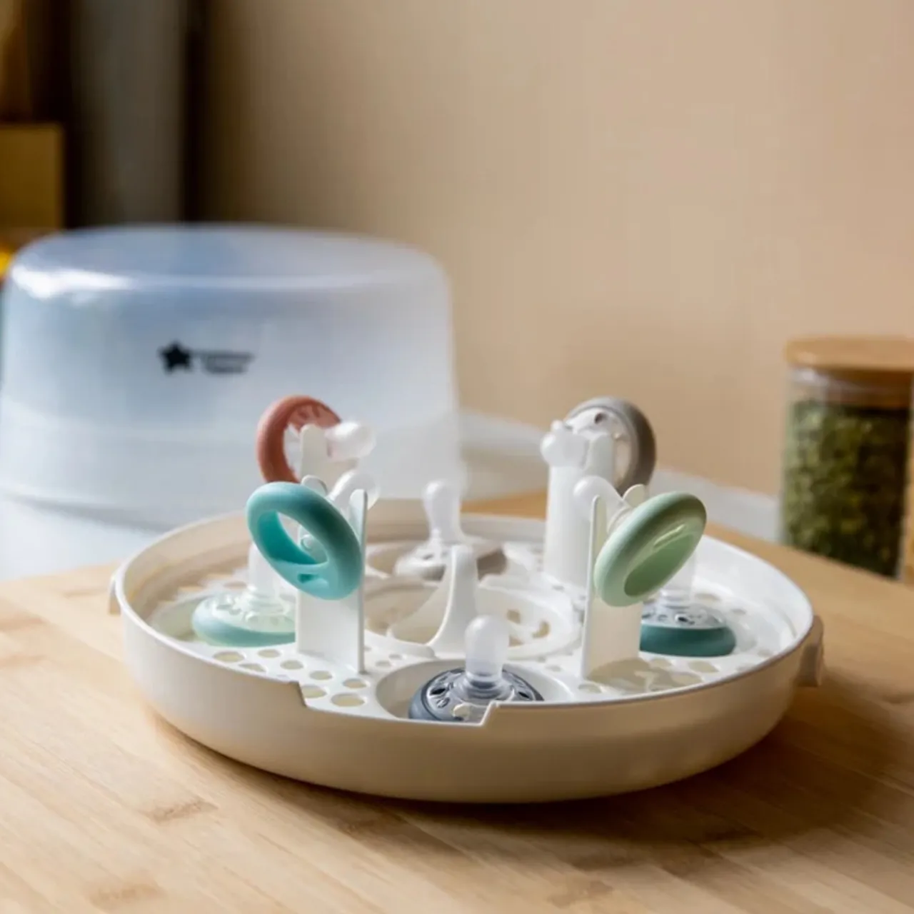 Cleaning & Sterilising*Tommee Tippee Microsteri Microwave Steam Steriliser