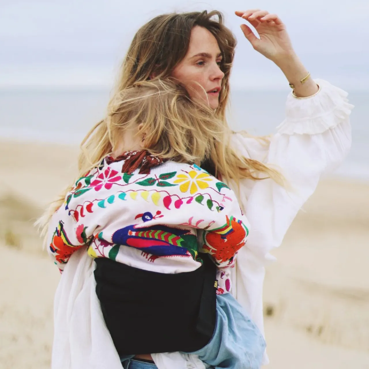 Toddler Carrying Aids*Wildride Toddler Carrier - Linen