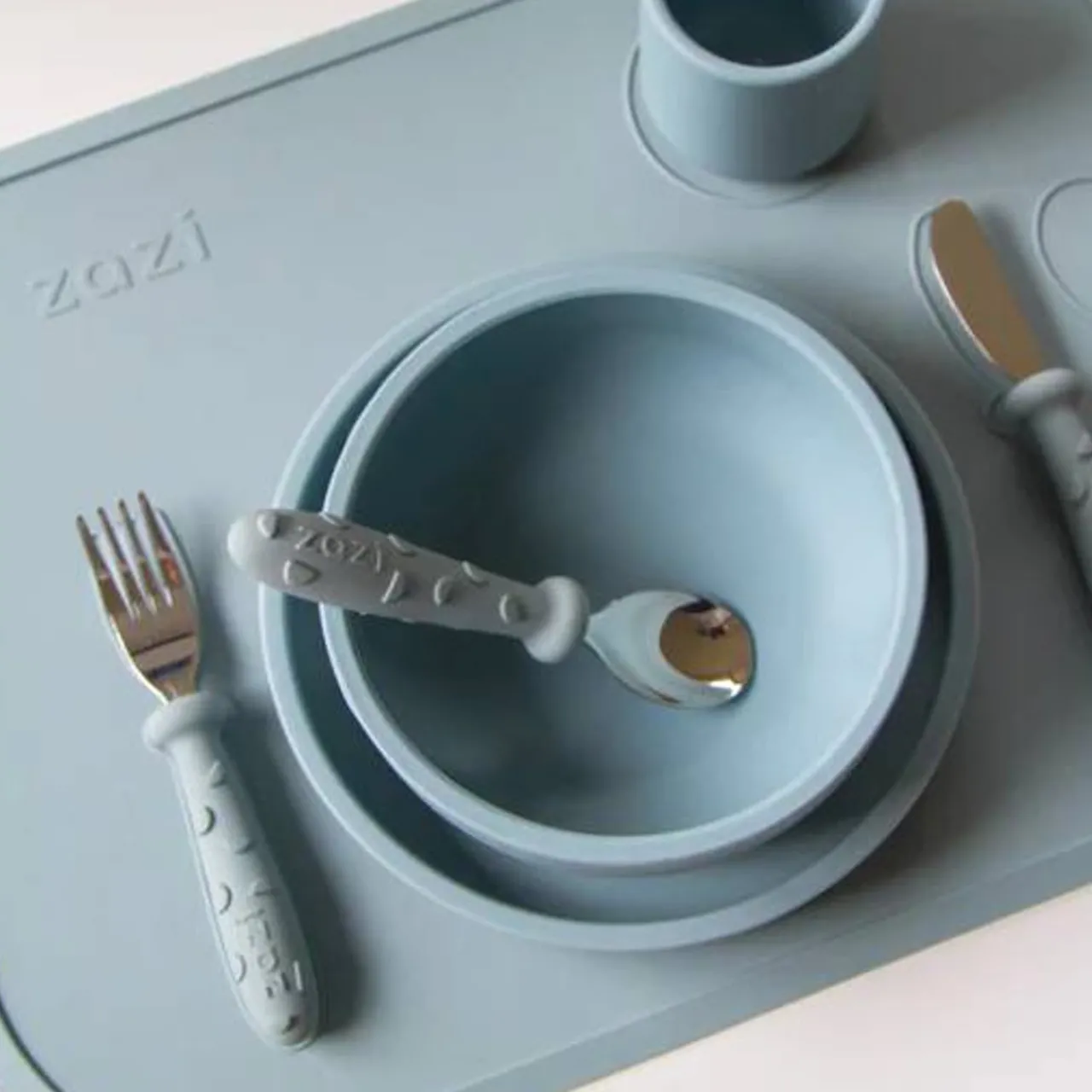 Bowls, Plates & Cutlery*Zazi Clever Bowl with Lid